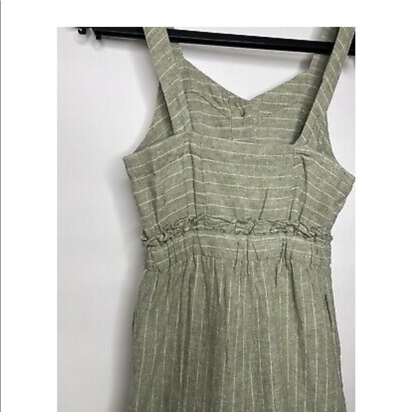 Romeo and Juliet Couture Linen Jumpsuit - Picture 7 of 7